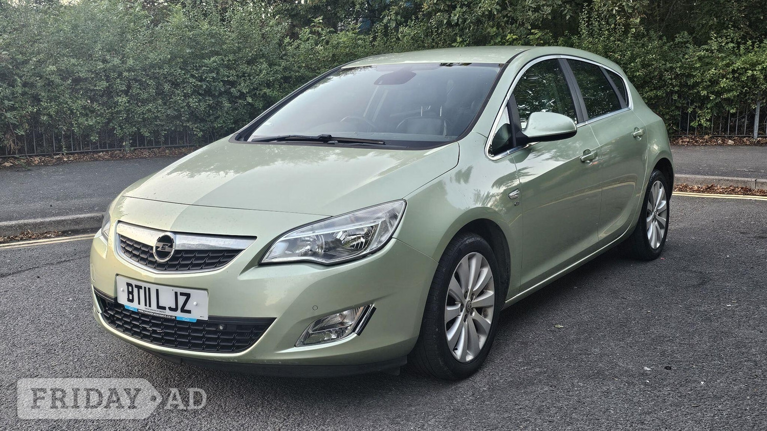 [ berth ]Vauxhall Astra