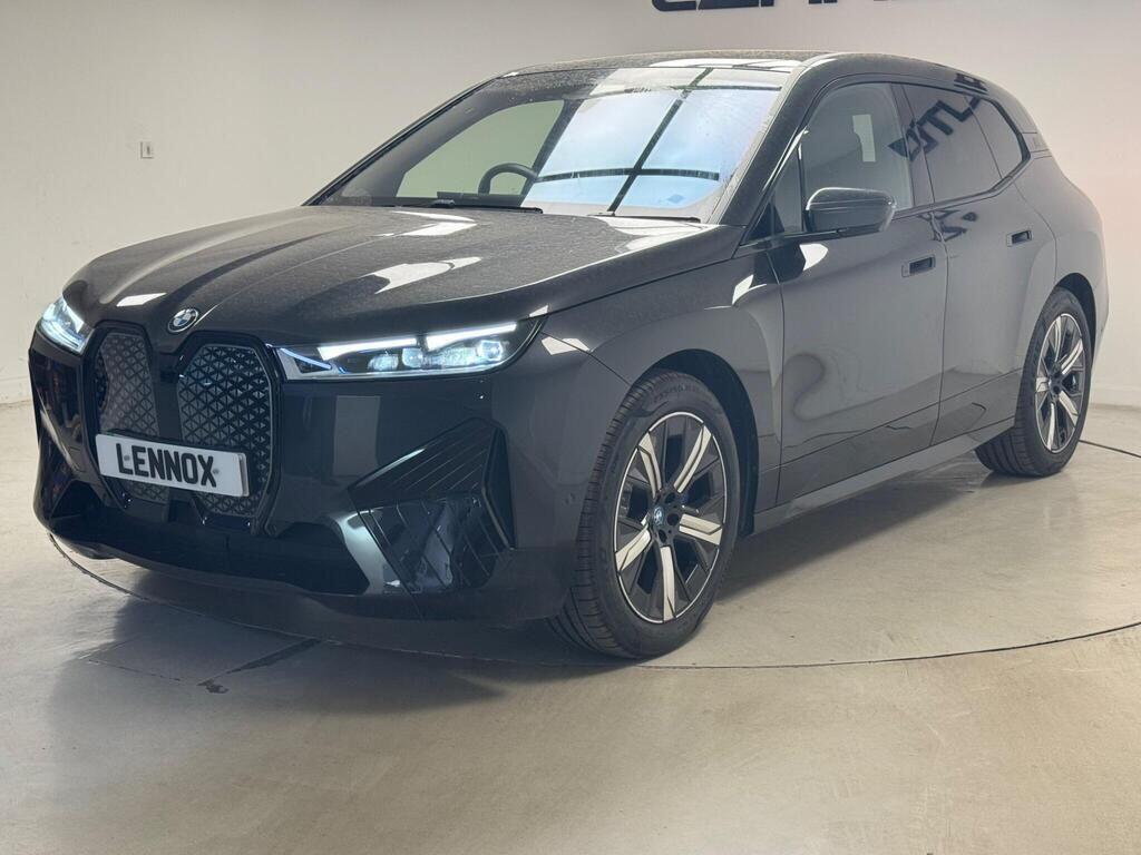 [ berth ]BMW iX