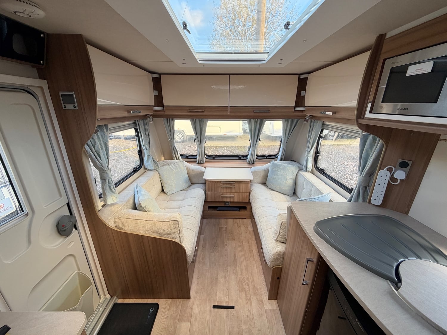 Lunar Clubman SB 2016 - Motorhomes & Caravans