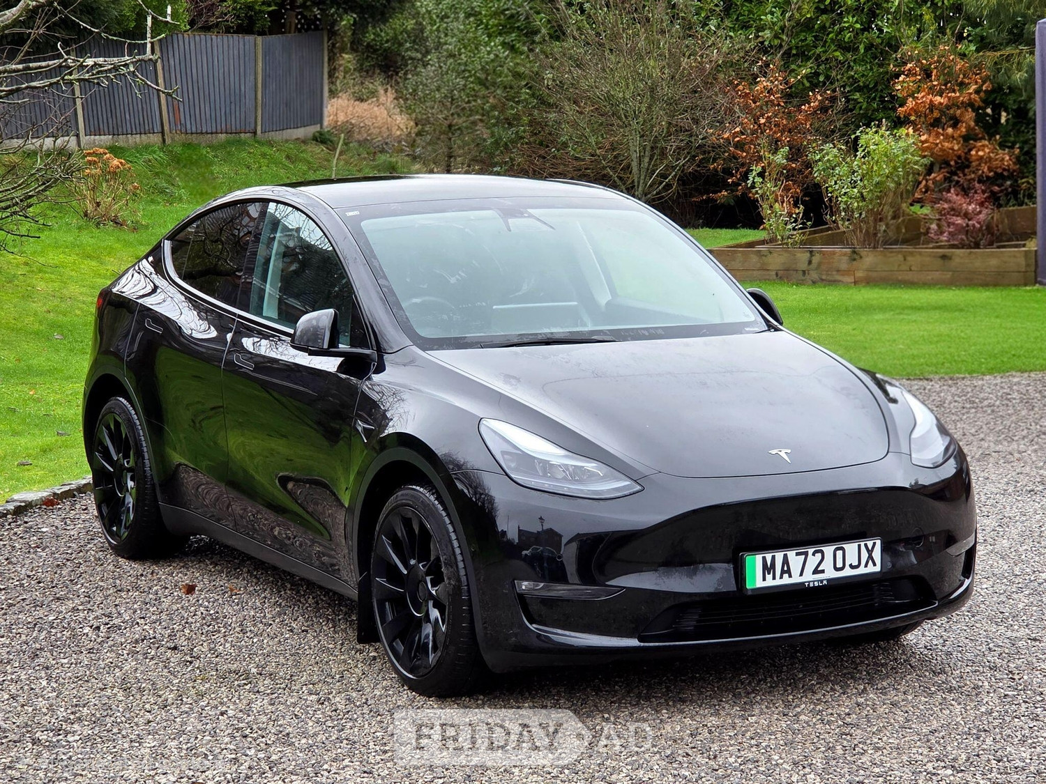 [ berth ]Tesla Model Y
