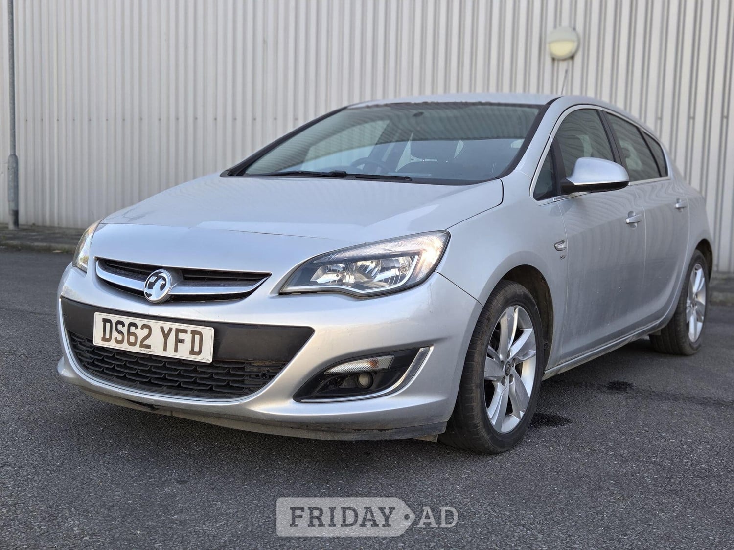Vauxhall Astra 2013 - Cars