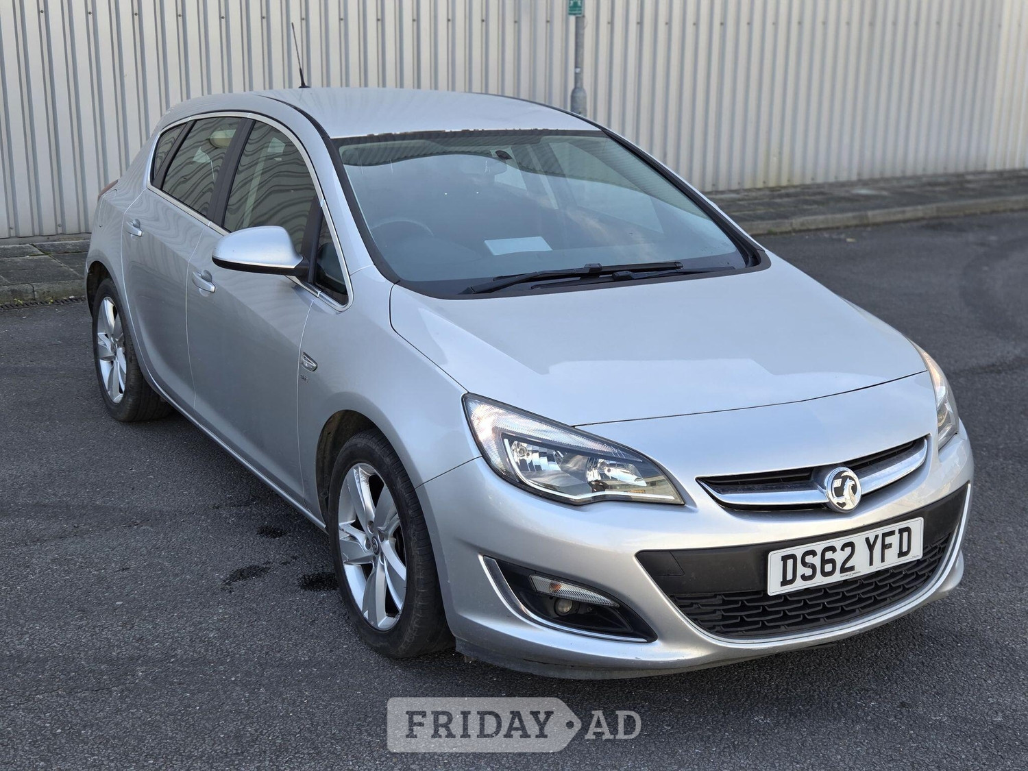 [ berth ]Vauxhall Astra