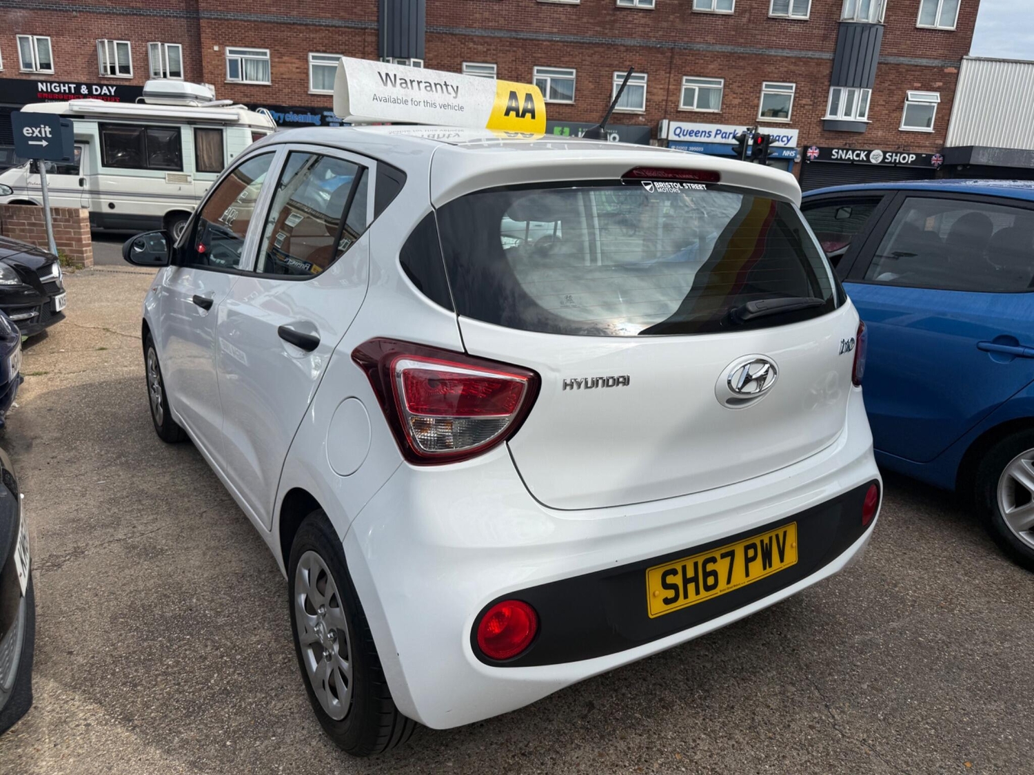 Hyundai i10 2017 - Cars in Bournemouth