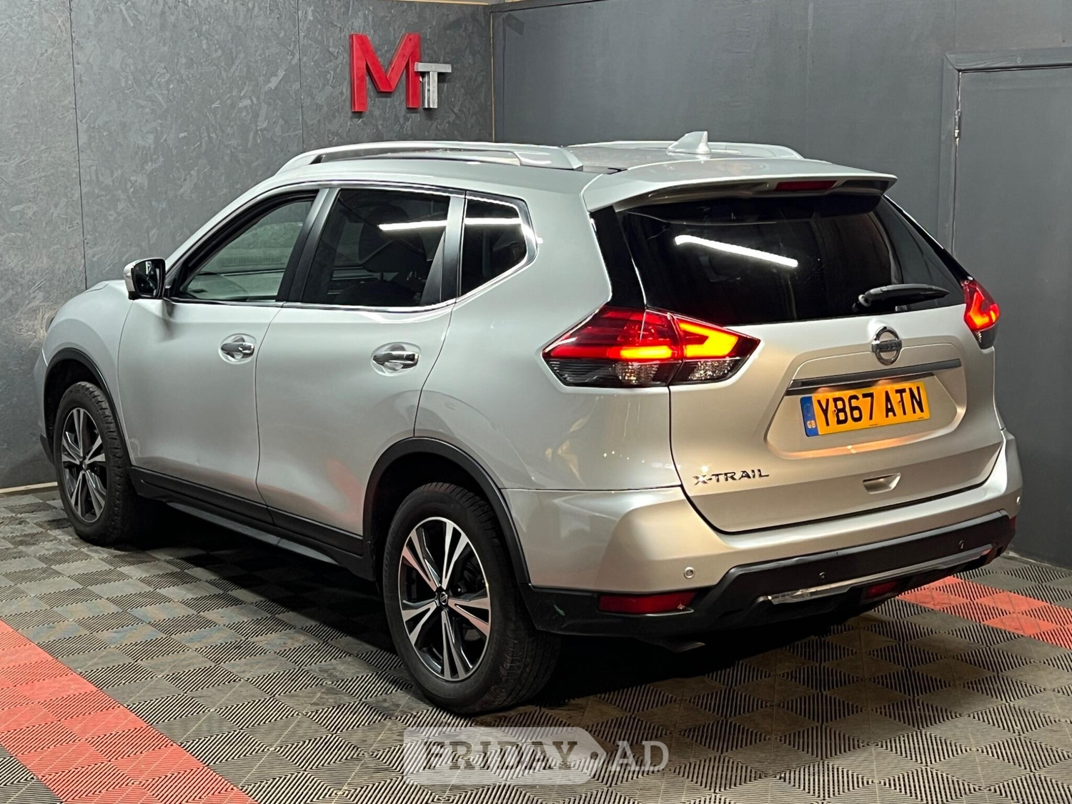 [ berth ]Nissan X-Trail