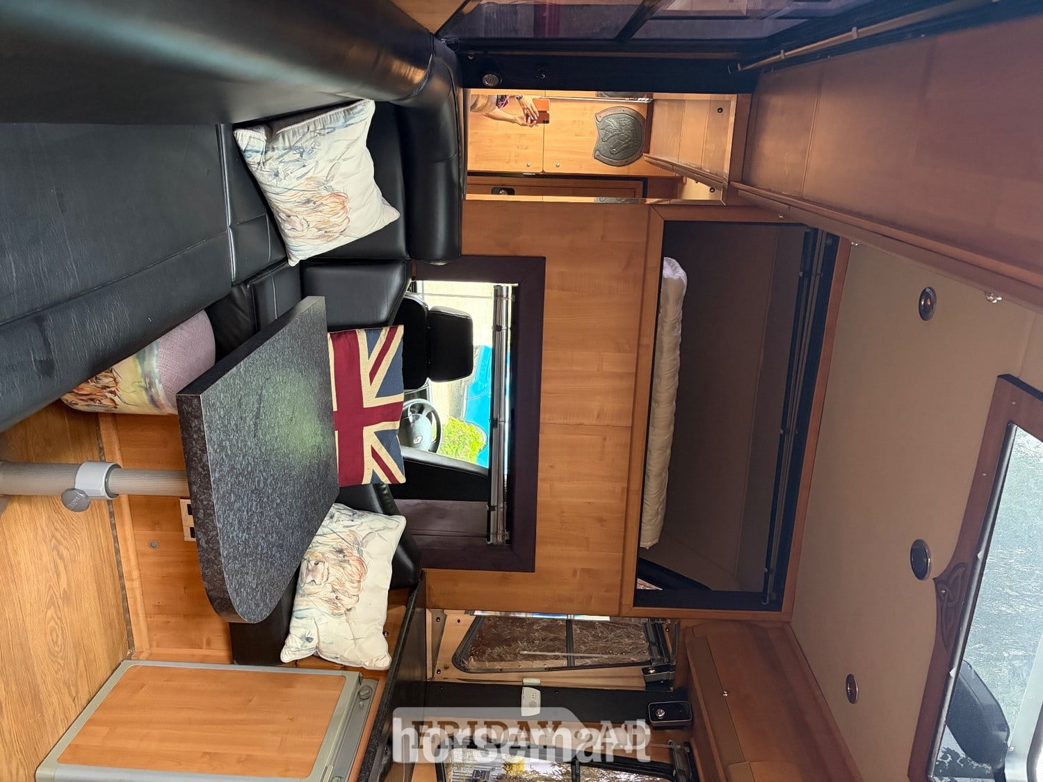 Annard  Renault Horsebox - Trailers & Horseboxes in Worksop
