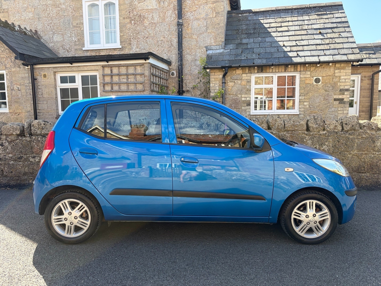 Hyundai i10 Newport
