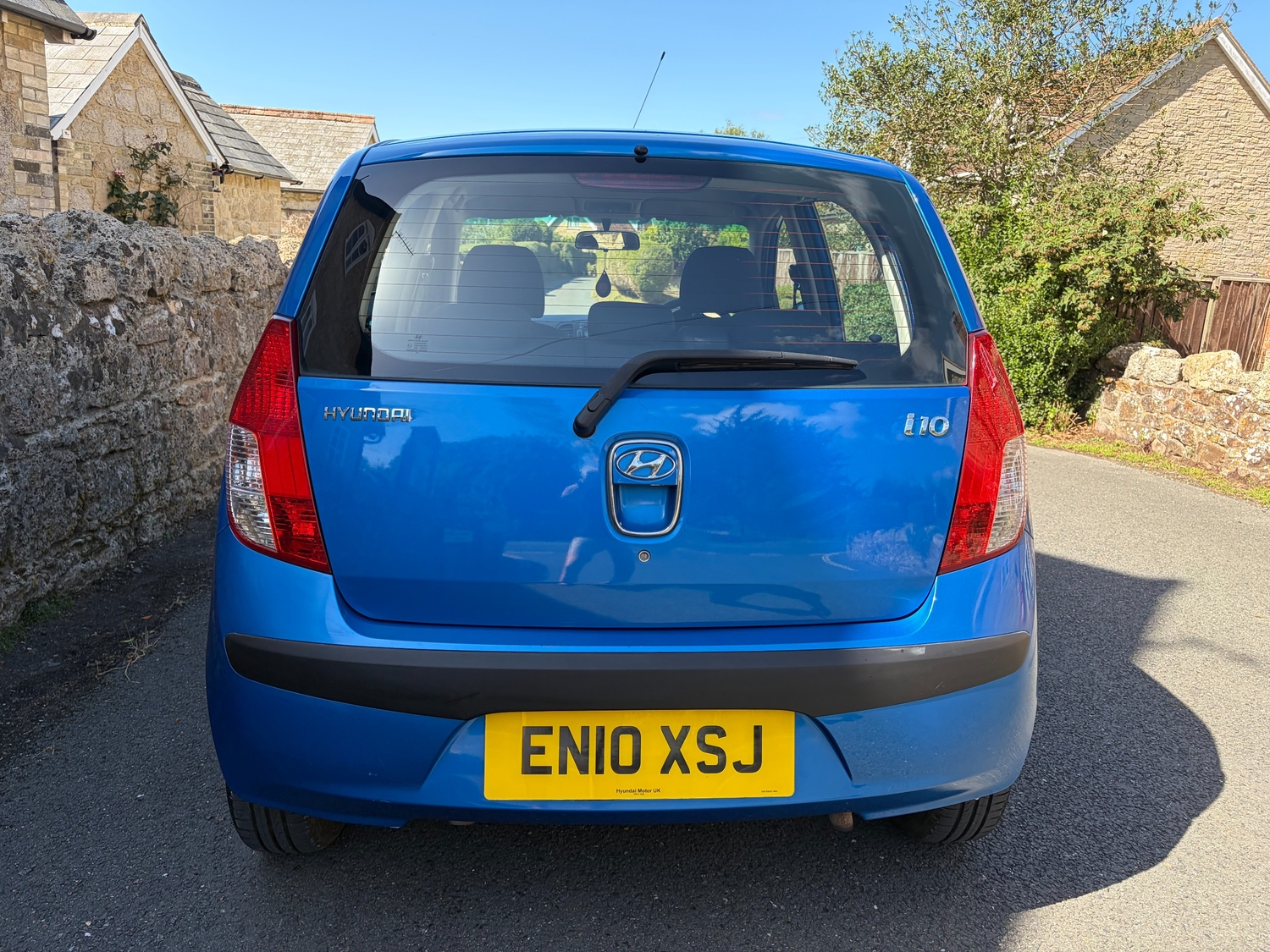 Hyundai i10 2010 - Cars