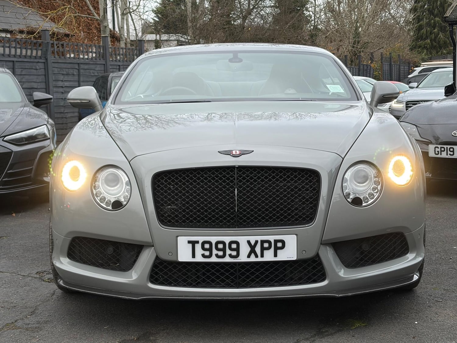 Bentley Continental 2013 in Leatherhead
