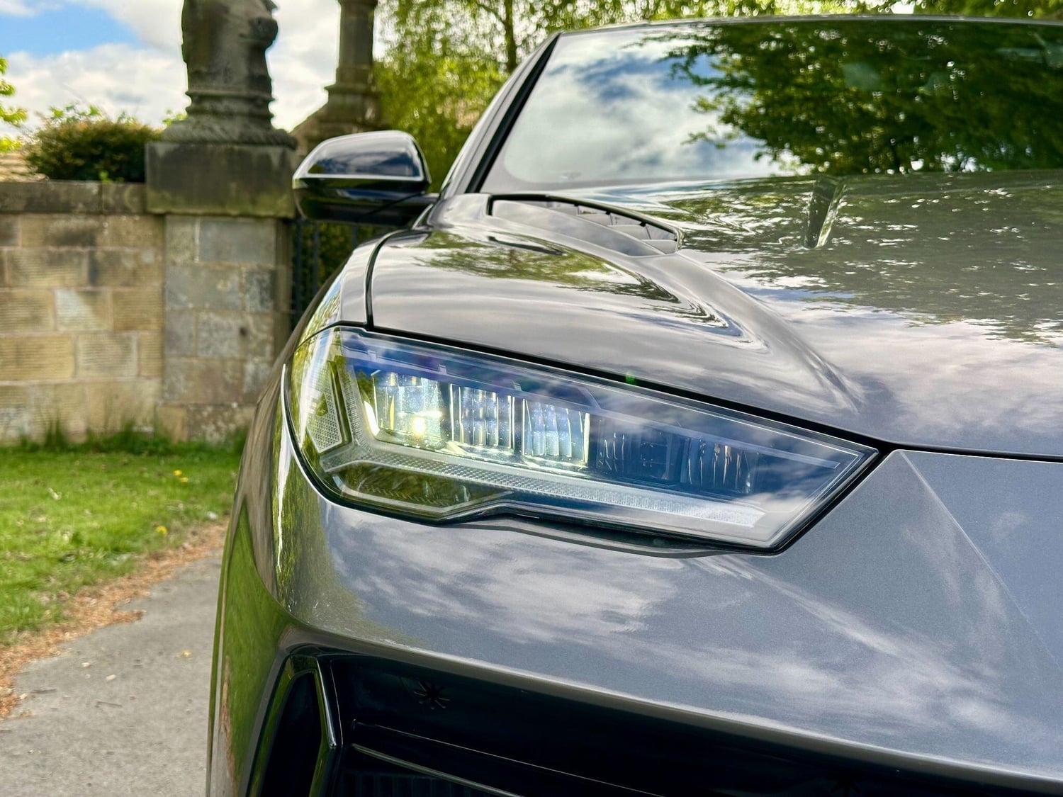 [ berth ]Lamborghini Urus