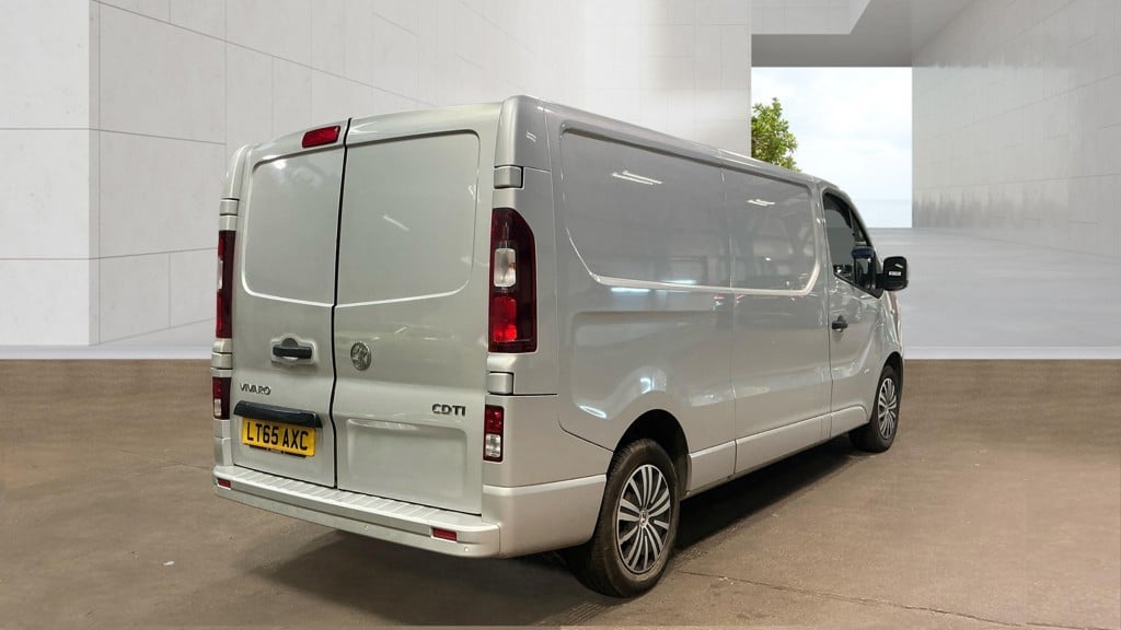 Vauxhall Vivaro 2015 - Vans & Commercial Vehicles in Ashington