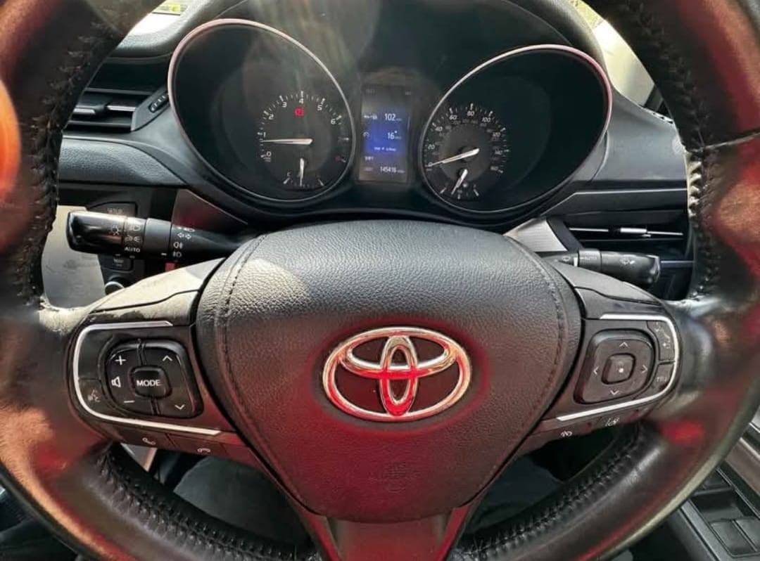 Toyota Avensis 2016 - Cars