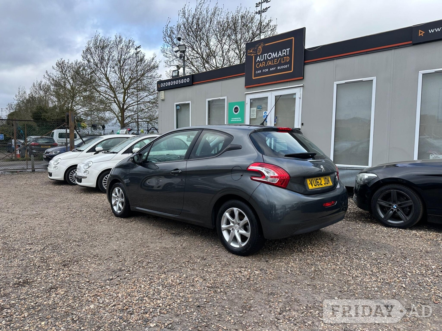 Peugeot 208 2012 - Cars in Sunbury-On-Thames