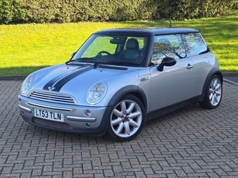 Mini Hatch 2003