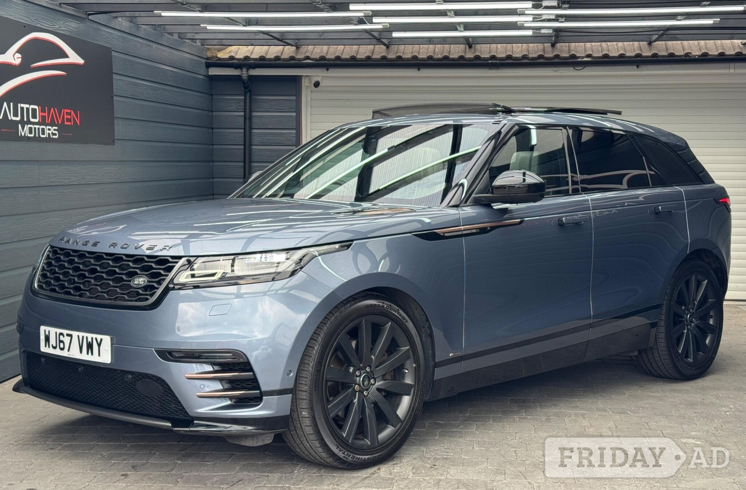 Land Rover Range Rover Velar 2017 - Cars in High Wycombe