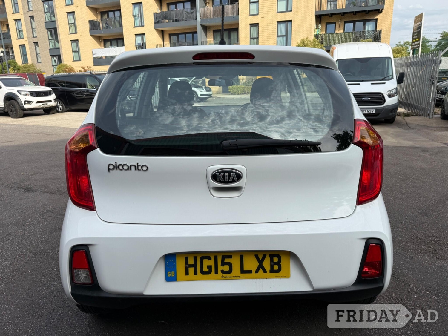 Kia Picanto 2015 - Cars in Barnet