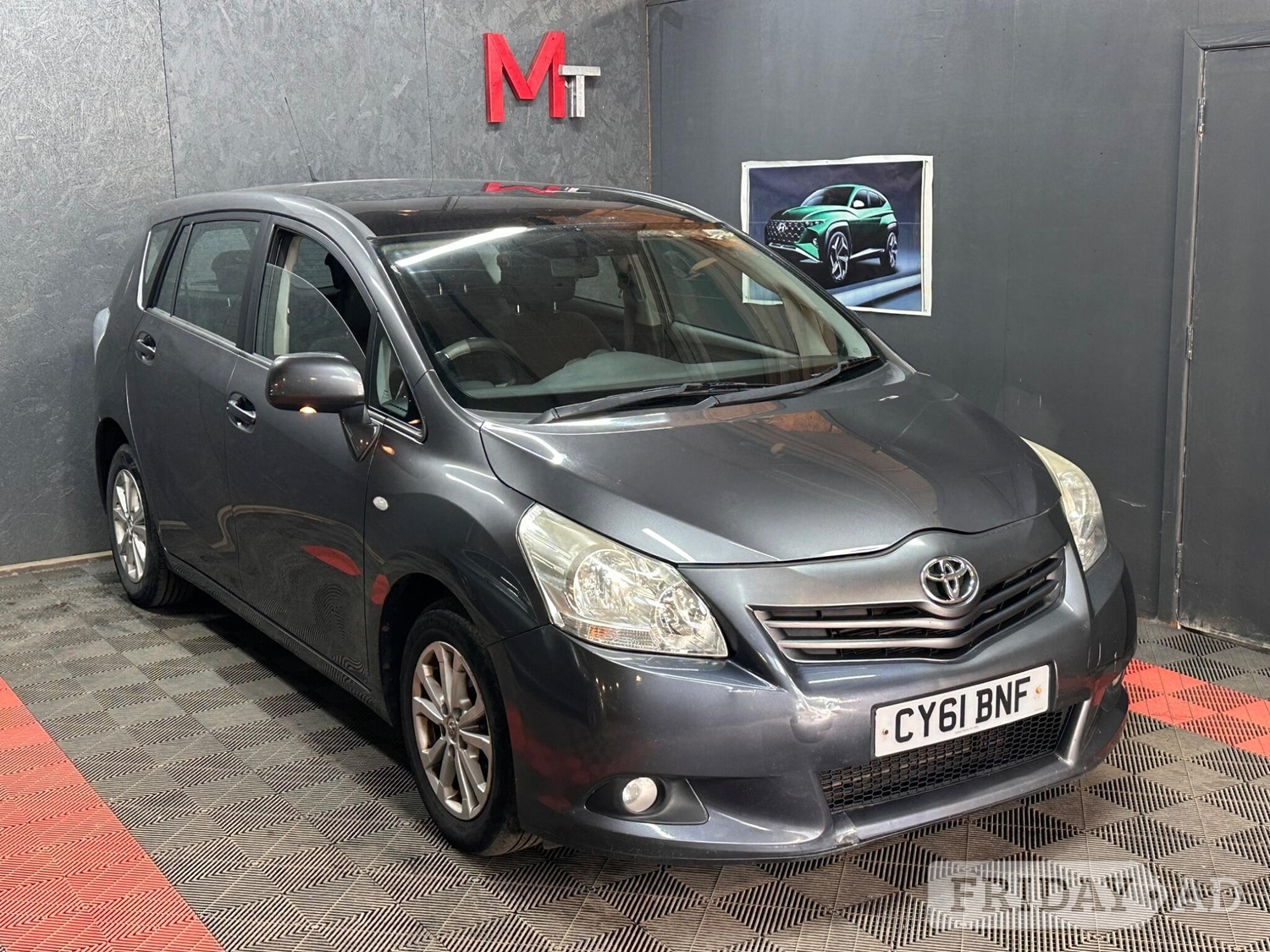 [ berth ]Toyota Verso