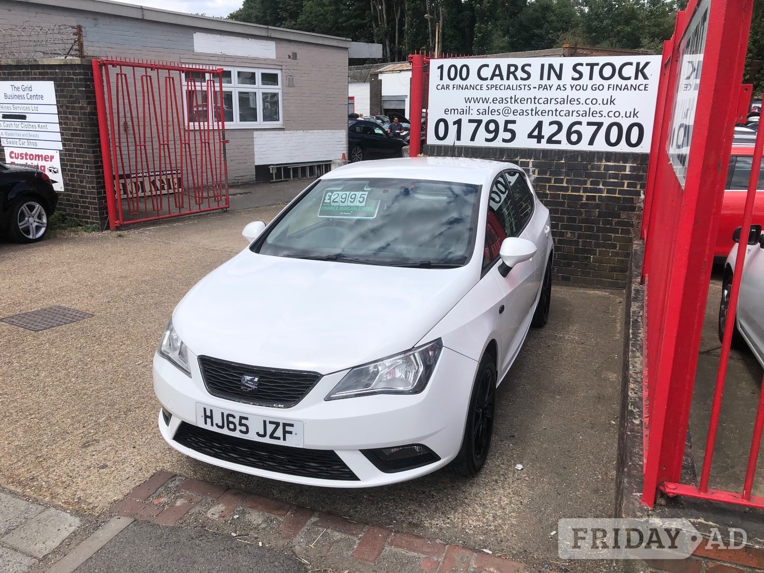 [ berth ]SEAT Ibiza