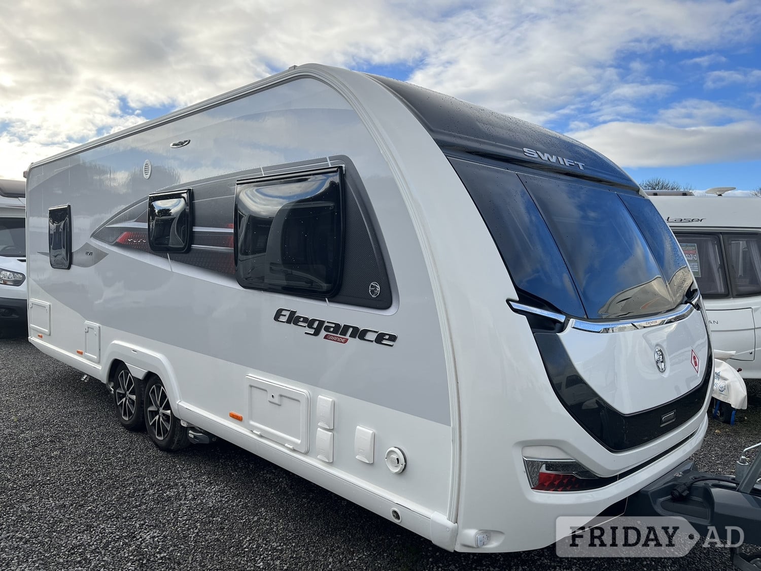 Swift Elegance Grande 850 Thirsk