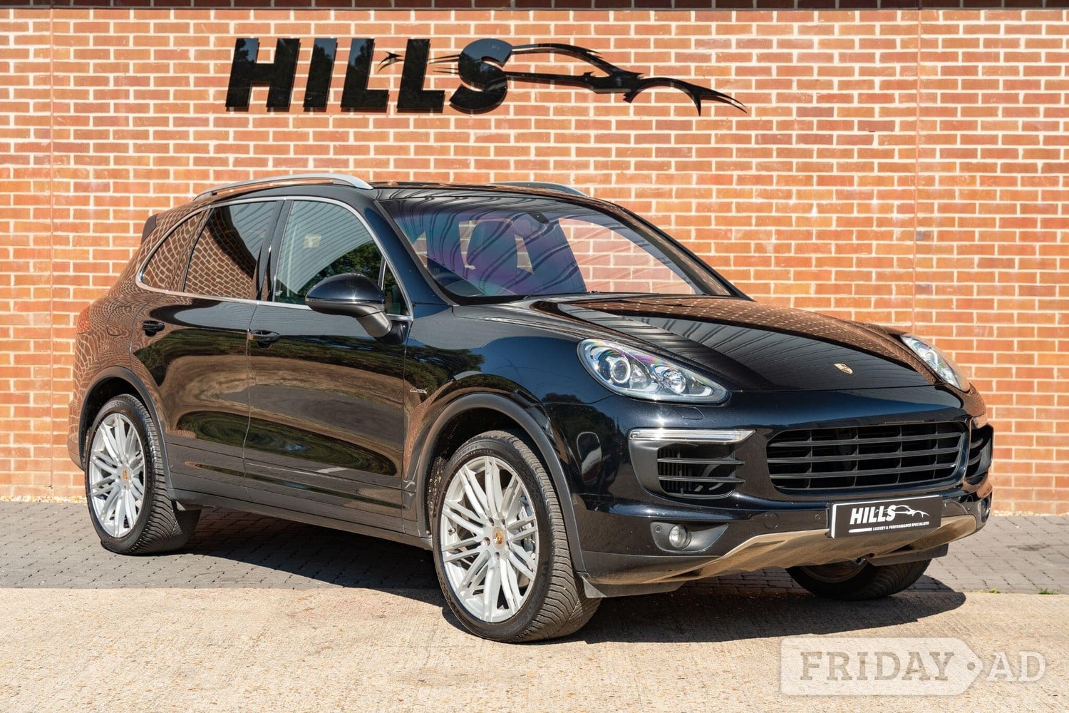 Porsche Cayenne 2014 in Lymington