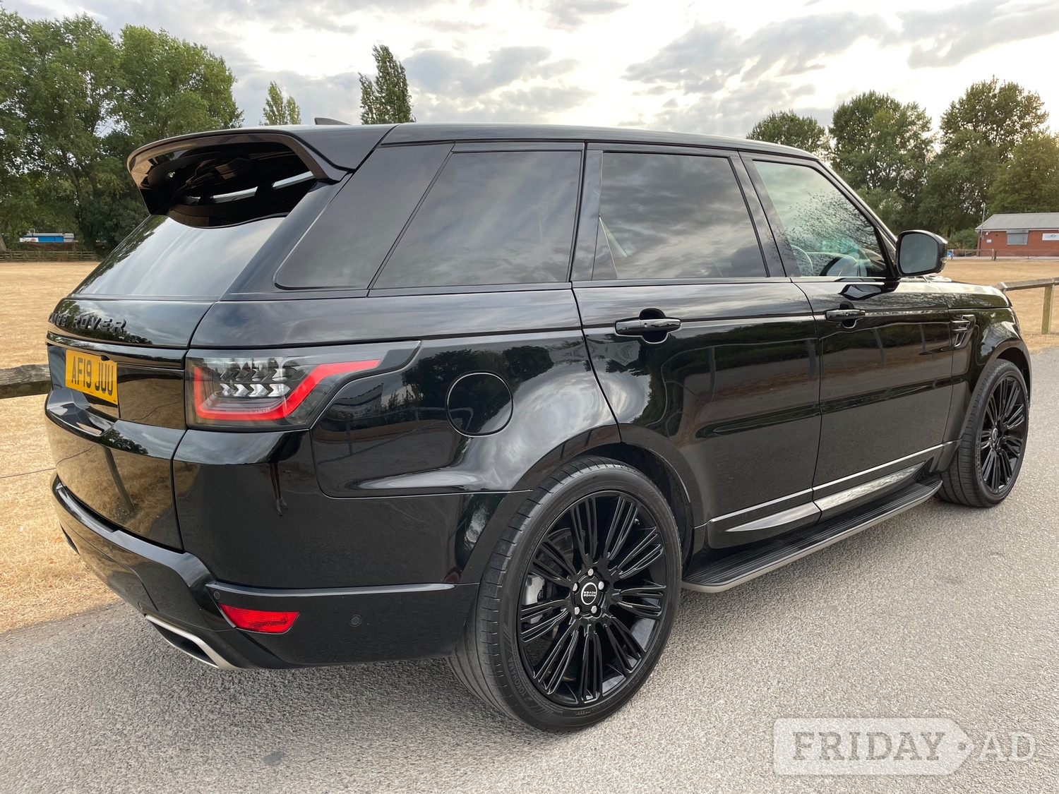 Land Rover Range Rover Sport 2019 - Cars in Loughborough
