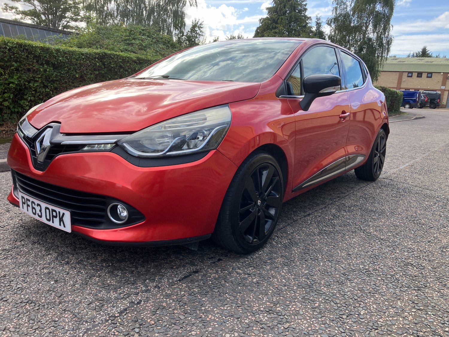 [ berth ]Renault Clio