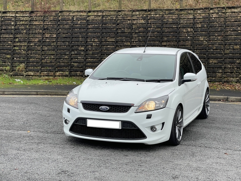Ford Focus 2010 - Cars in Leeds