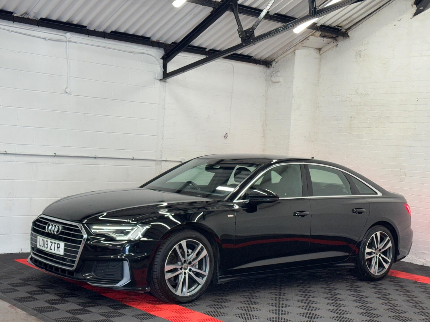 Audi A6 Saloon 2019 - Cars