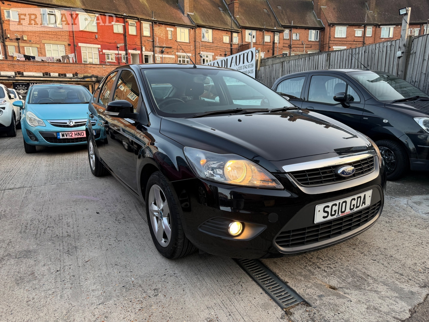 Ford Focus 2010 - Cars
