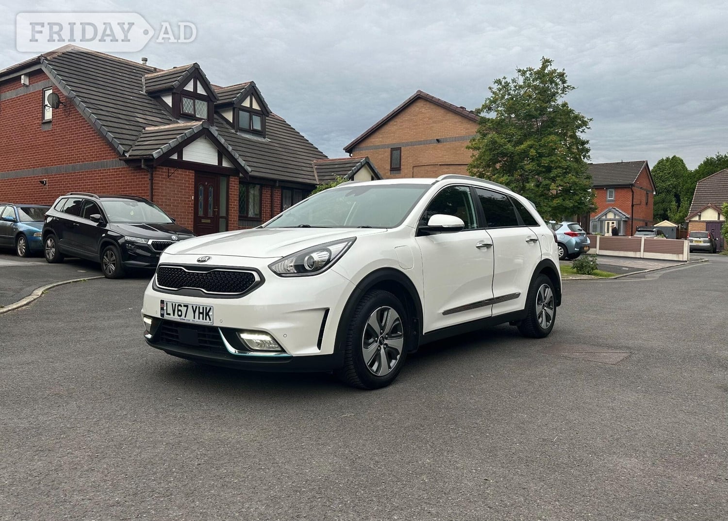 Kia Niro 2017 - Cars in Bolton
