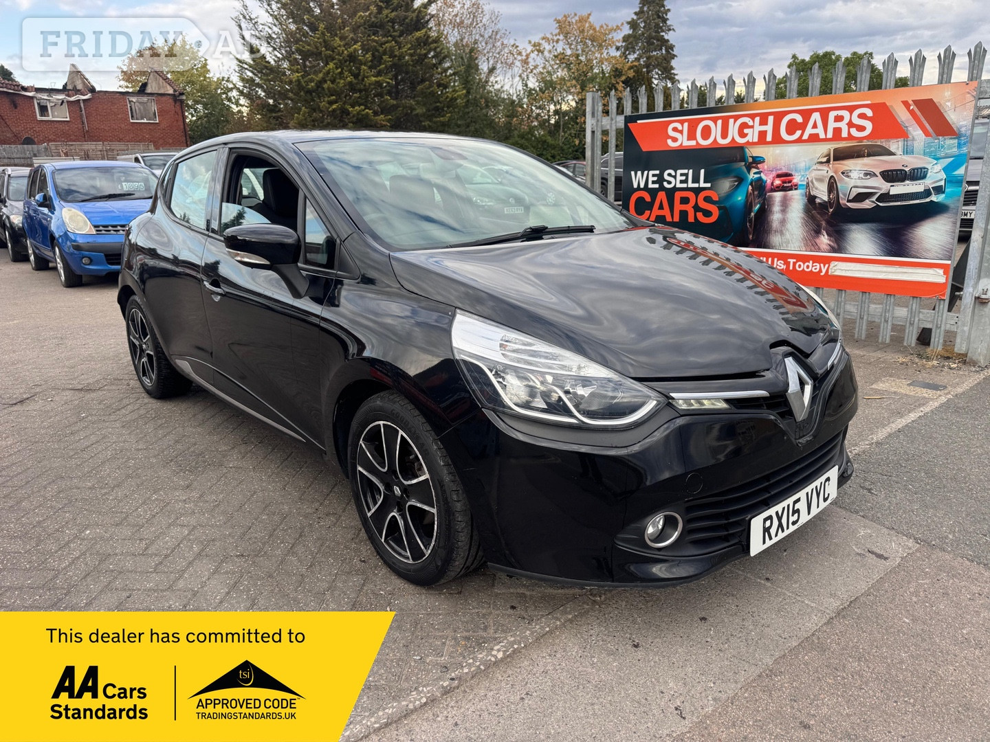 Renault Clio 2015 in Slough