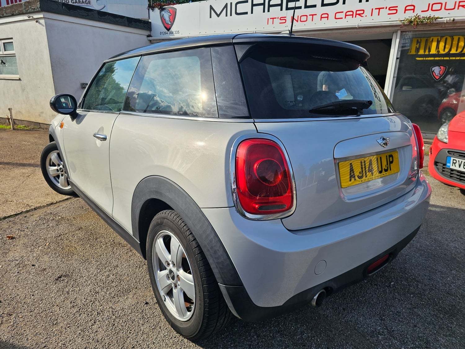 Mini Hatch 2014 - Cars in Andover