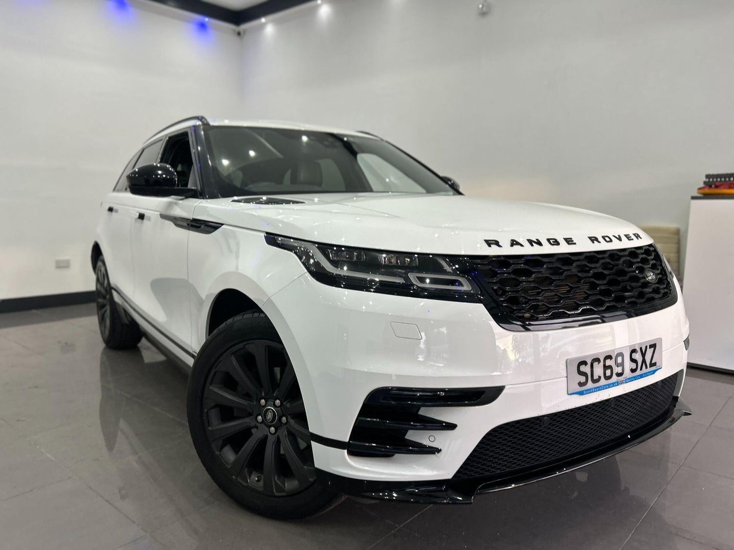 Land Rover Range Rover Velar 2019 - Cars