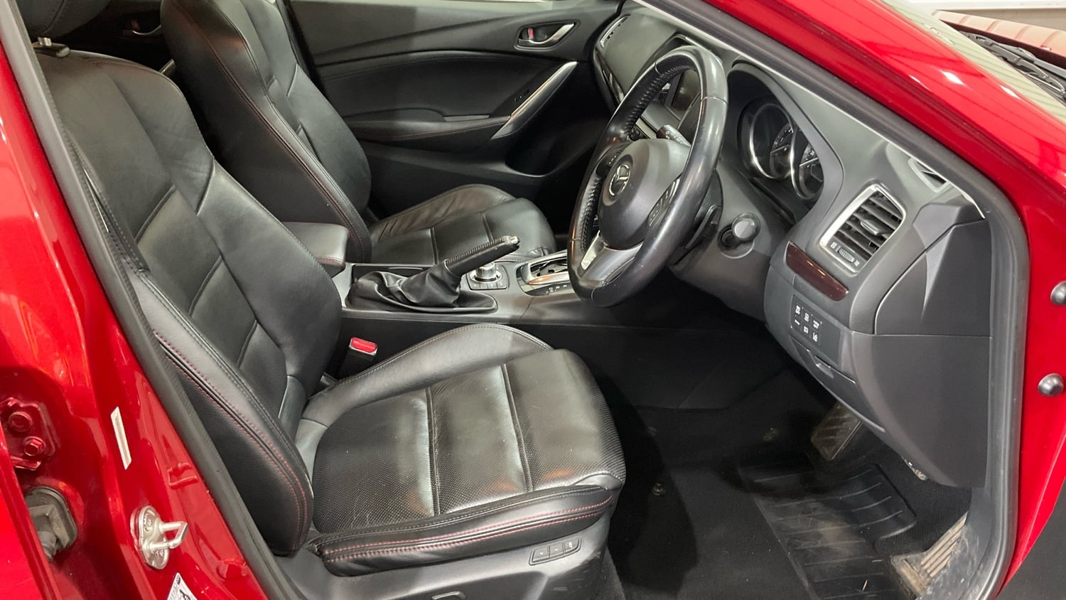 [ berth ]Mazda 6