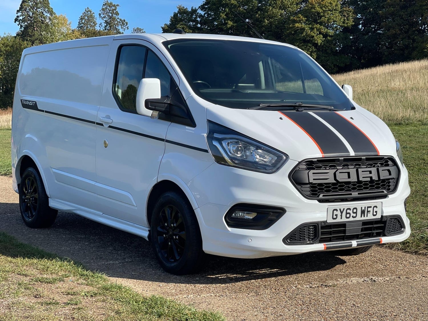 [ berth ]Ford Transit Custom