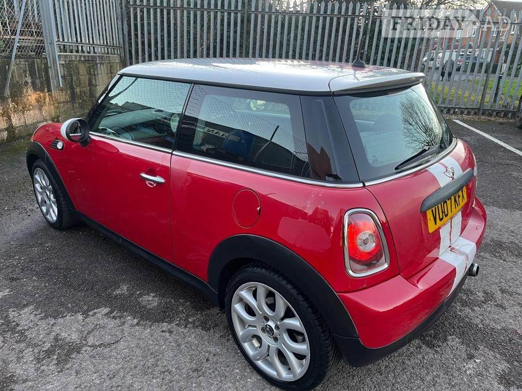 Mini Cooper Swindon