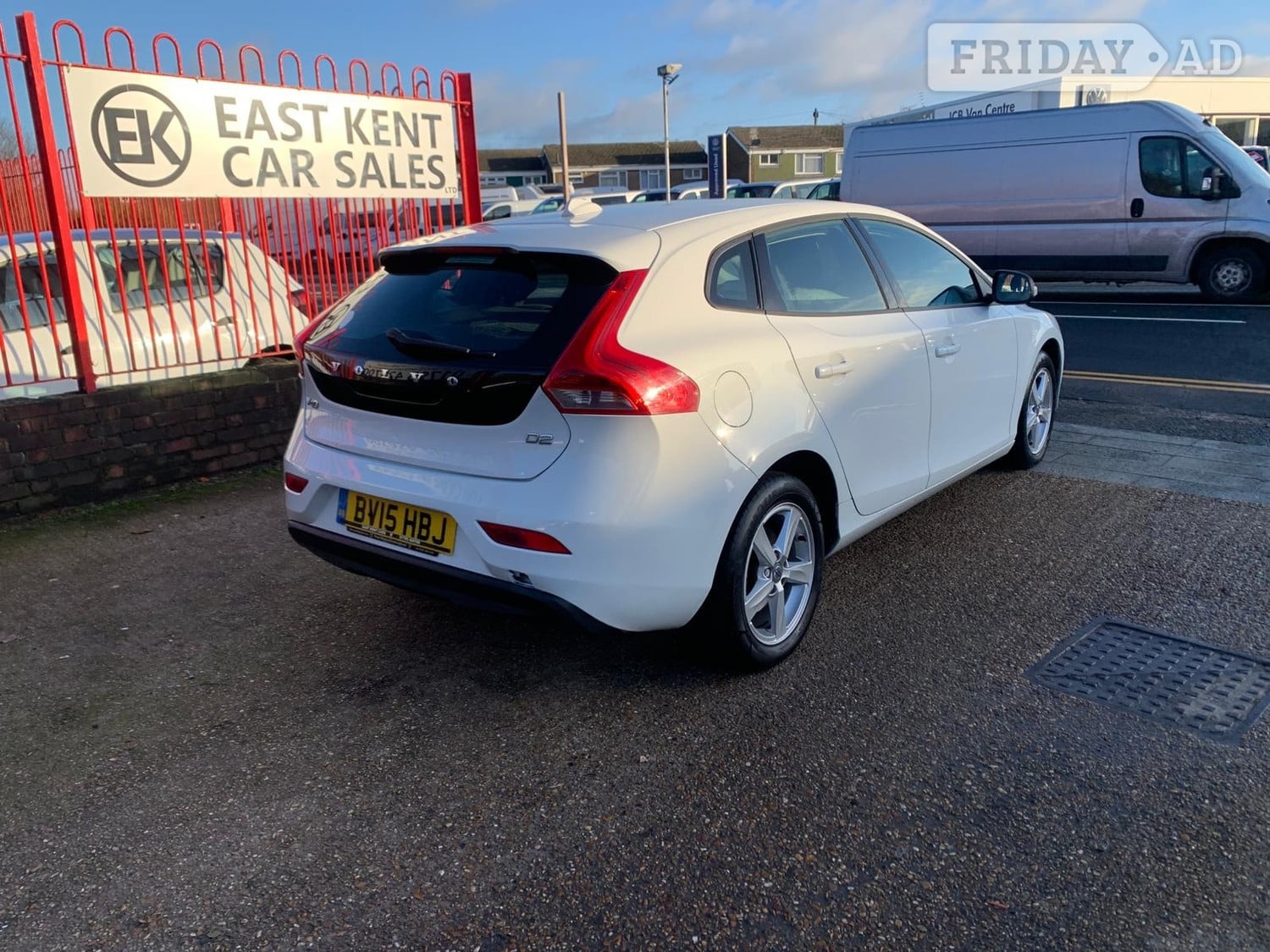 [ berth ]Volvo V40