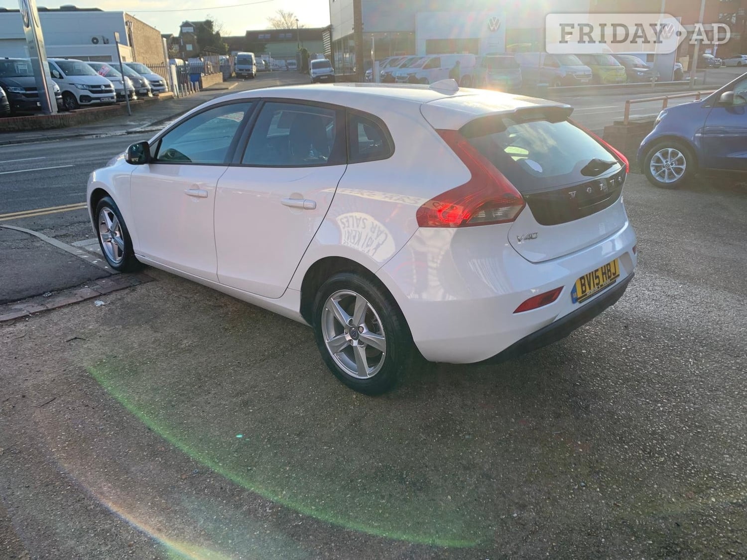Volvo V40 2015 - Cars in Sittingbourne