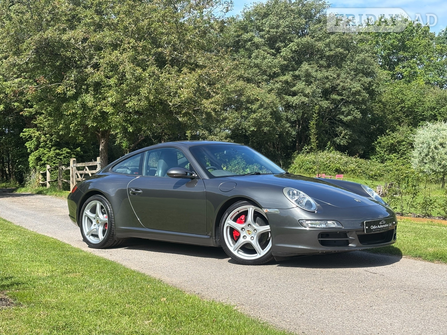 Porsche 911 2005 - Cars in Dorking
