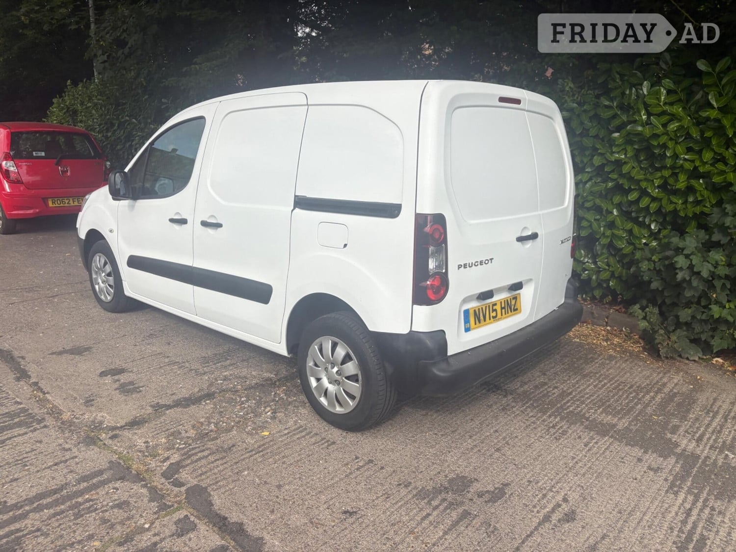 Peugeot Partner 2015 - Vans & Commercial Vehicles