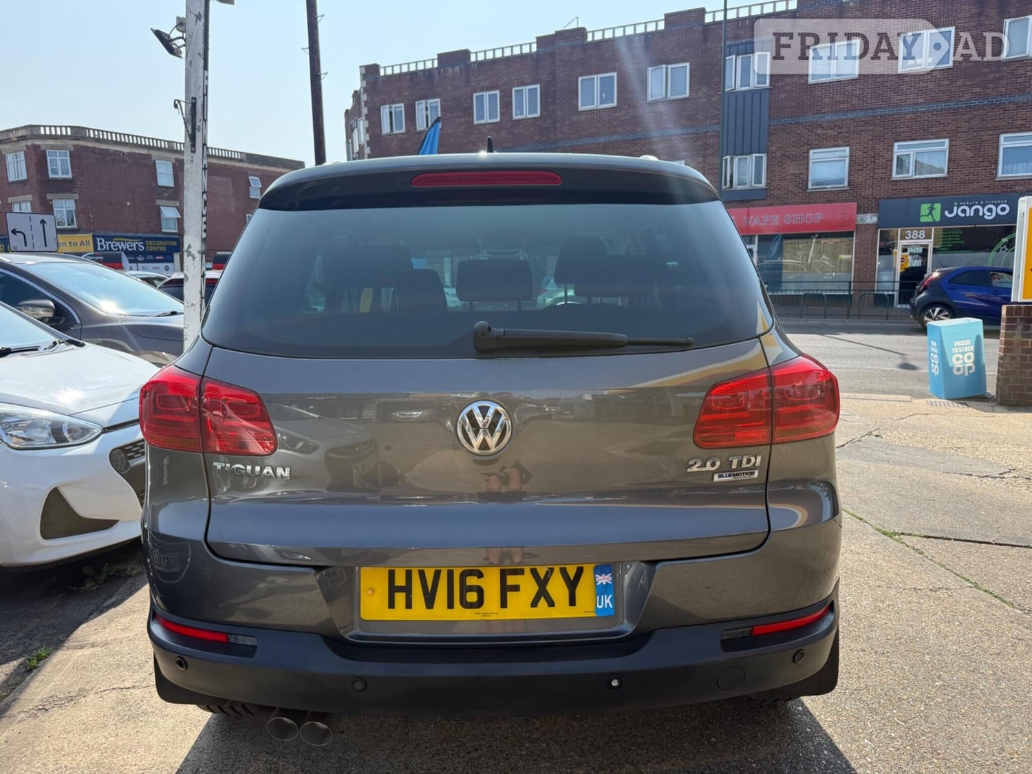 Volkswagen Tiguan 2016 - Cars