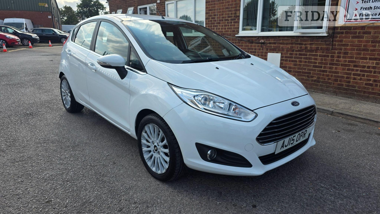 Ford Fiesta 2015 in Leighton Buzzard