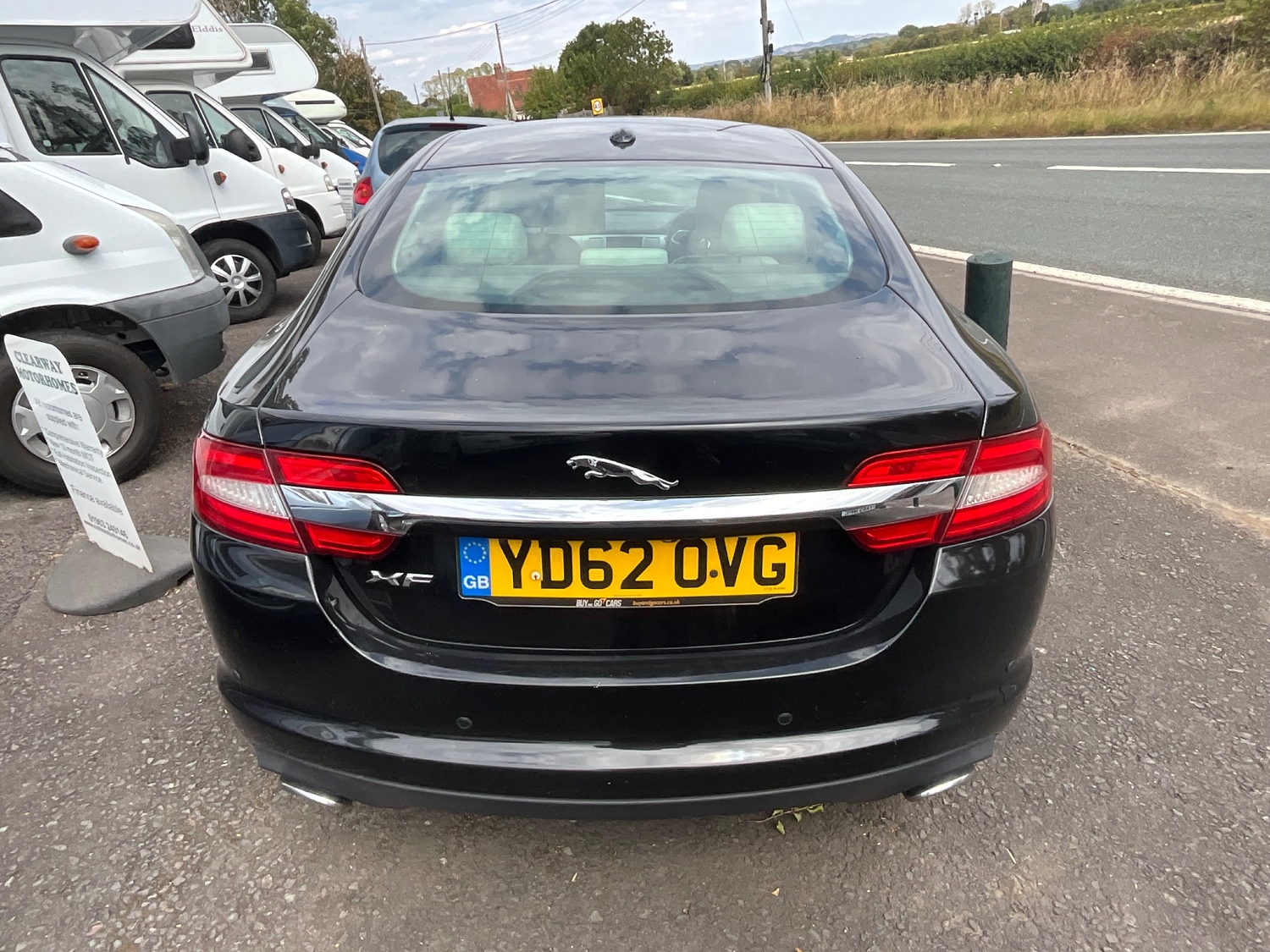 Jaguar XF 2012 - Cars