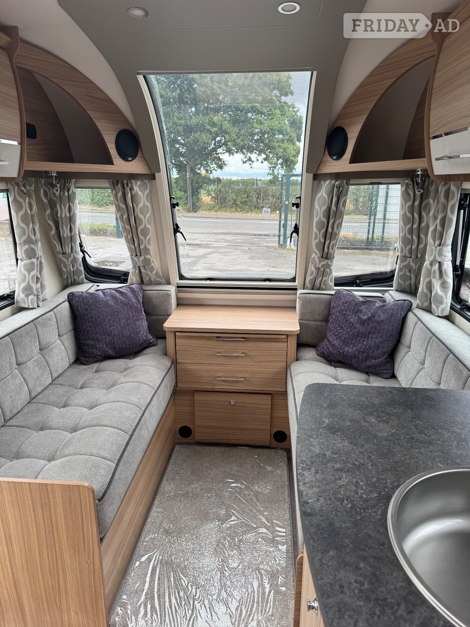 [ berth ]Bailey Phoenix+ 440