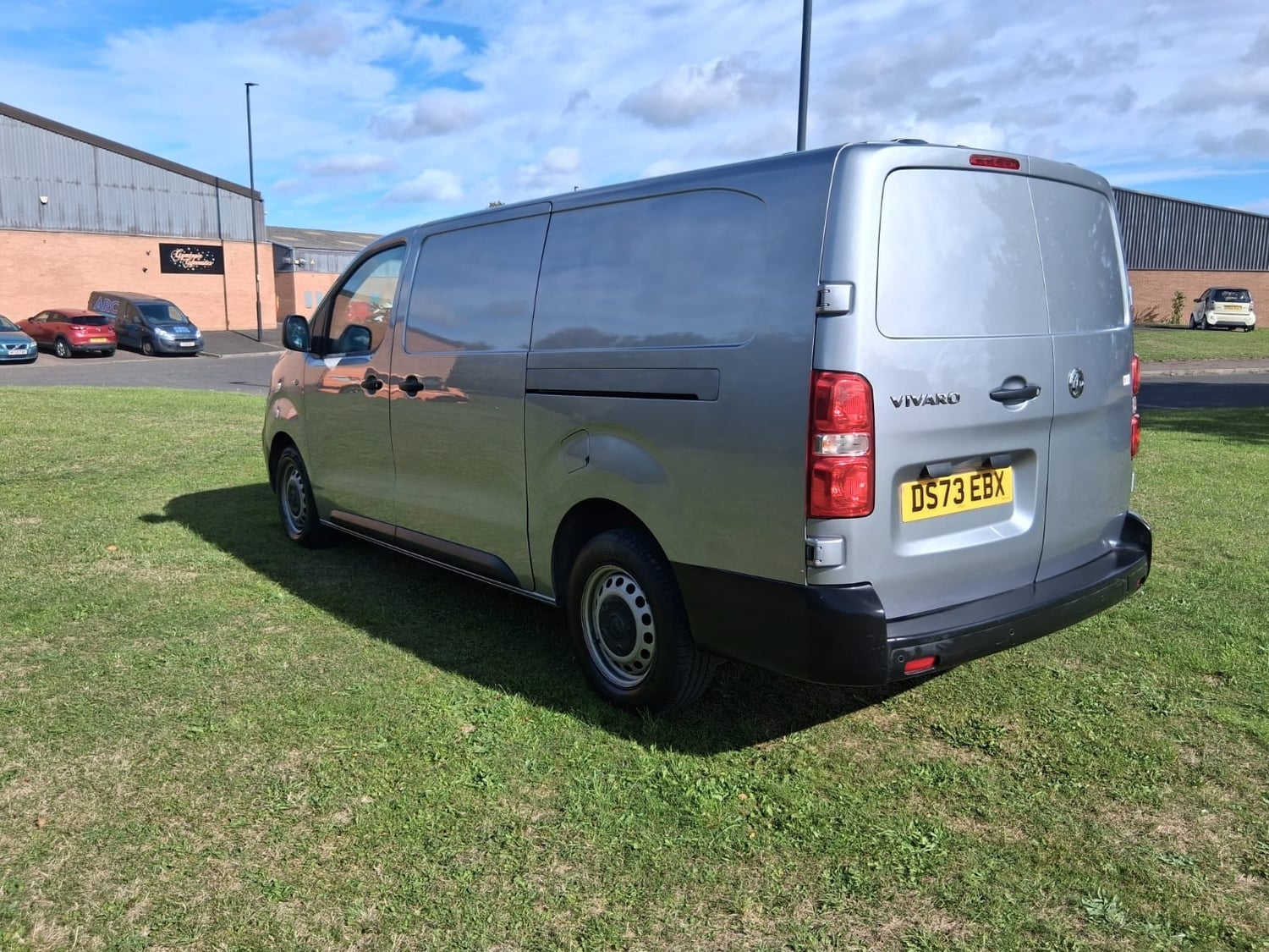 [ berth ]Vauxhall Vivaro