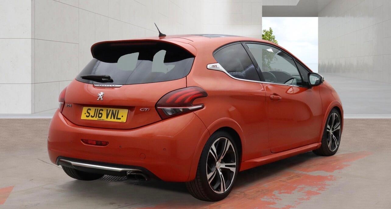 Peugeot 208 2016 - Cars in Peterborough