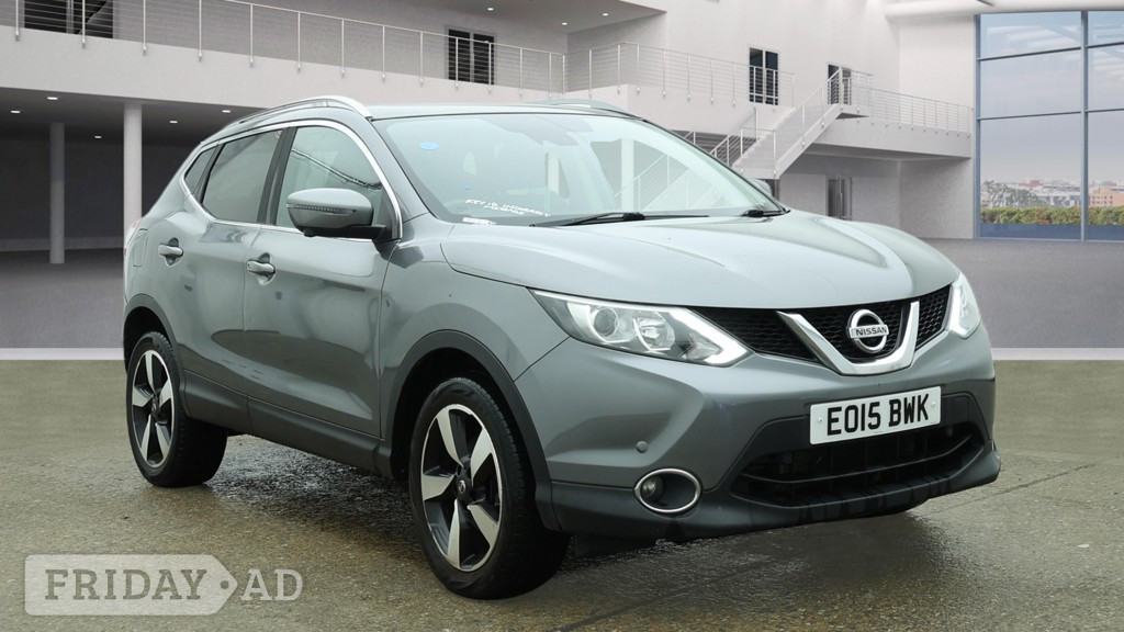 Nissan Qashqai 2015 in Hounslow
