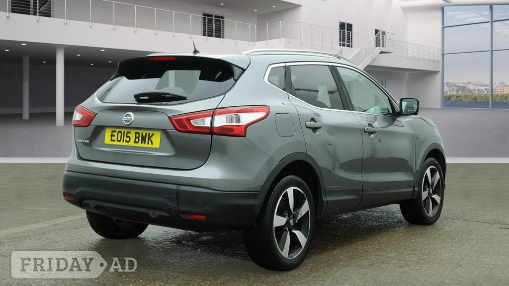 Nissan Qashqai 2015 - Cars in Hounslow