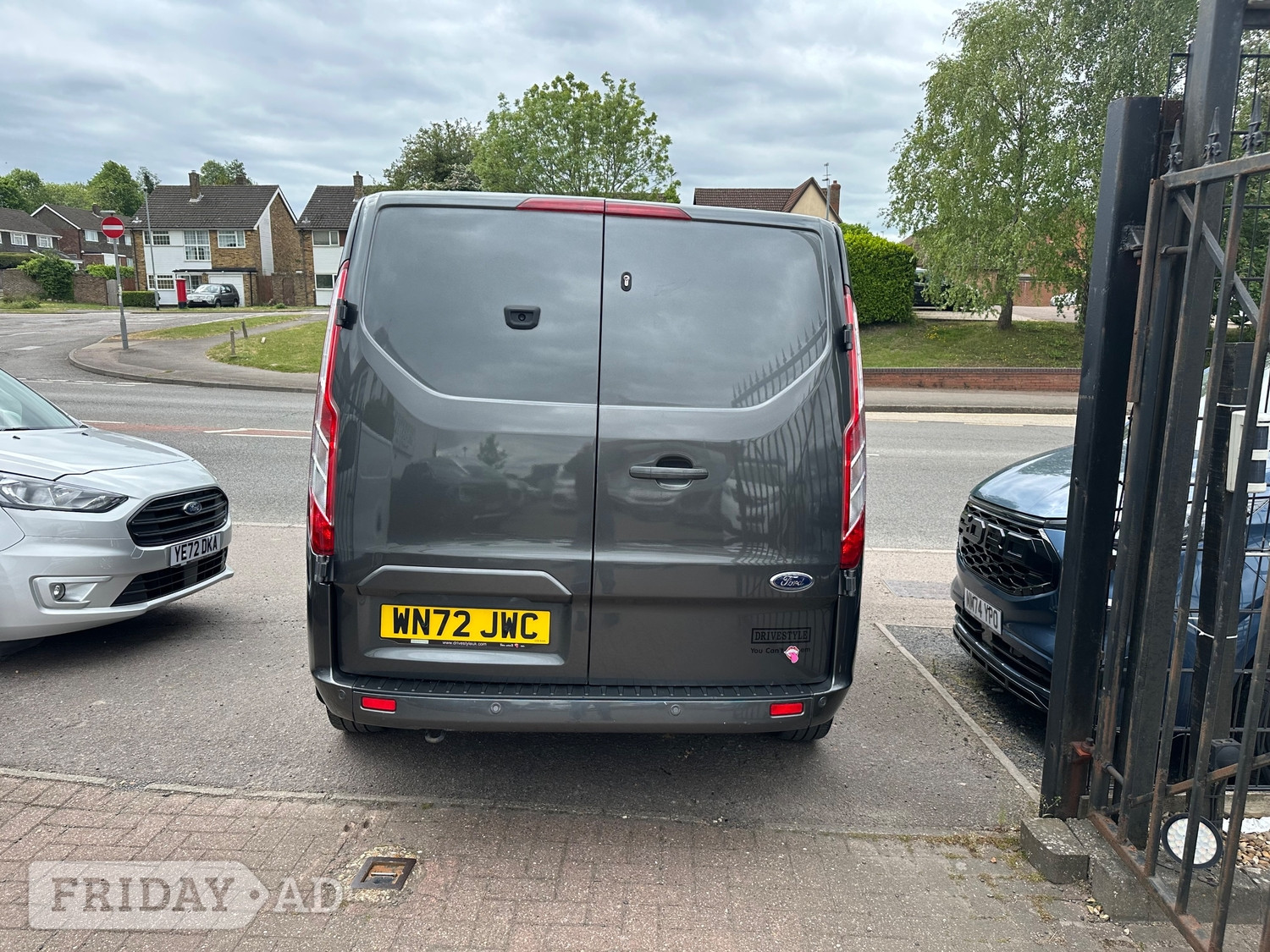 Ford Transit Custom 2022 - Vans & Commercial Vehicles