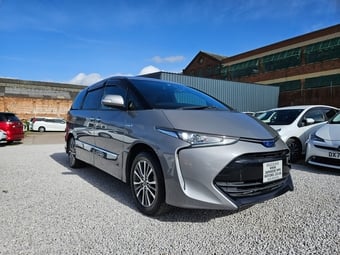 Toyota Estima 2017