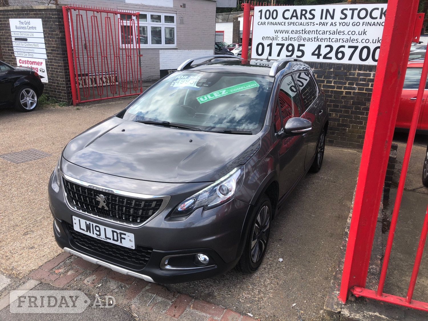 [ berth ]Peugeot 2008